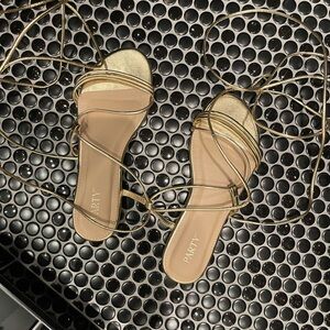 The Drop Women’s Samantha Flat Strappy Lace-up Sandals ( Never Been Worn)